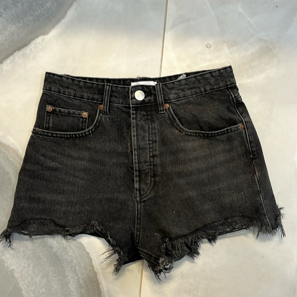 Black High-waisted Zara Jean Shorts
